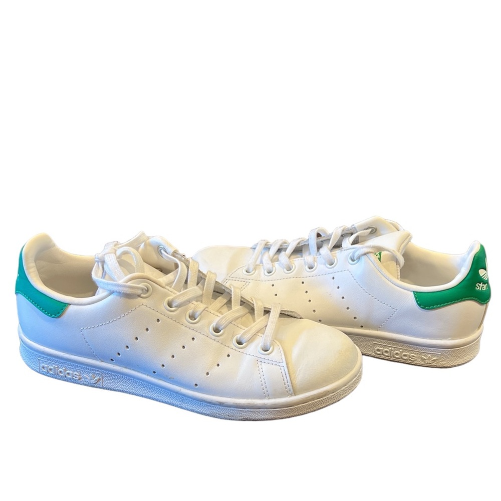 Adidas Stan Smith youth sneakers color white leather size 4.5